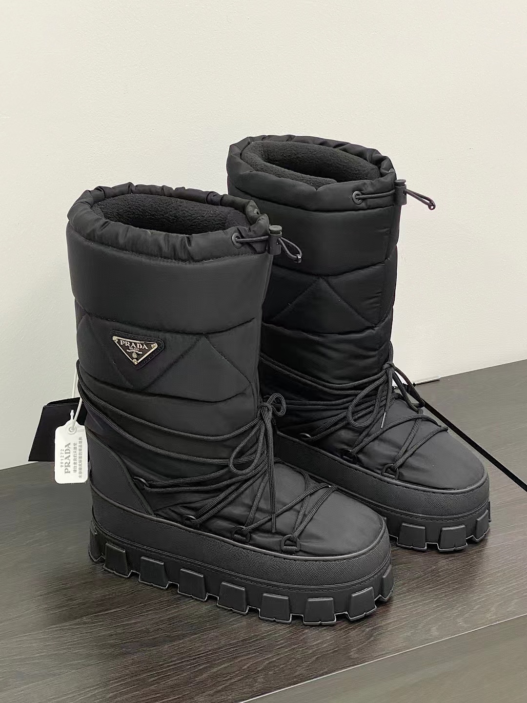 Pra*a boots 2023ss