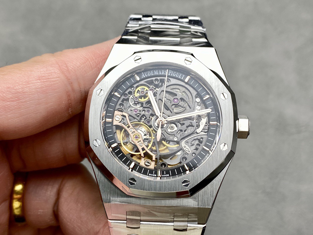 audemars p1g*et royal oak double Ba1an*e wheel openworked
