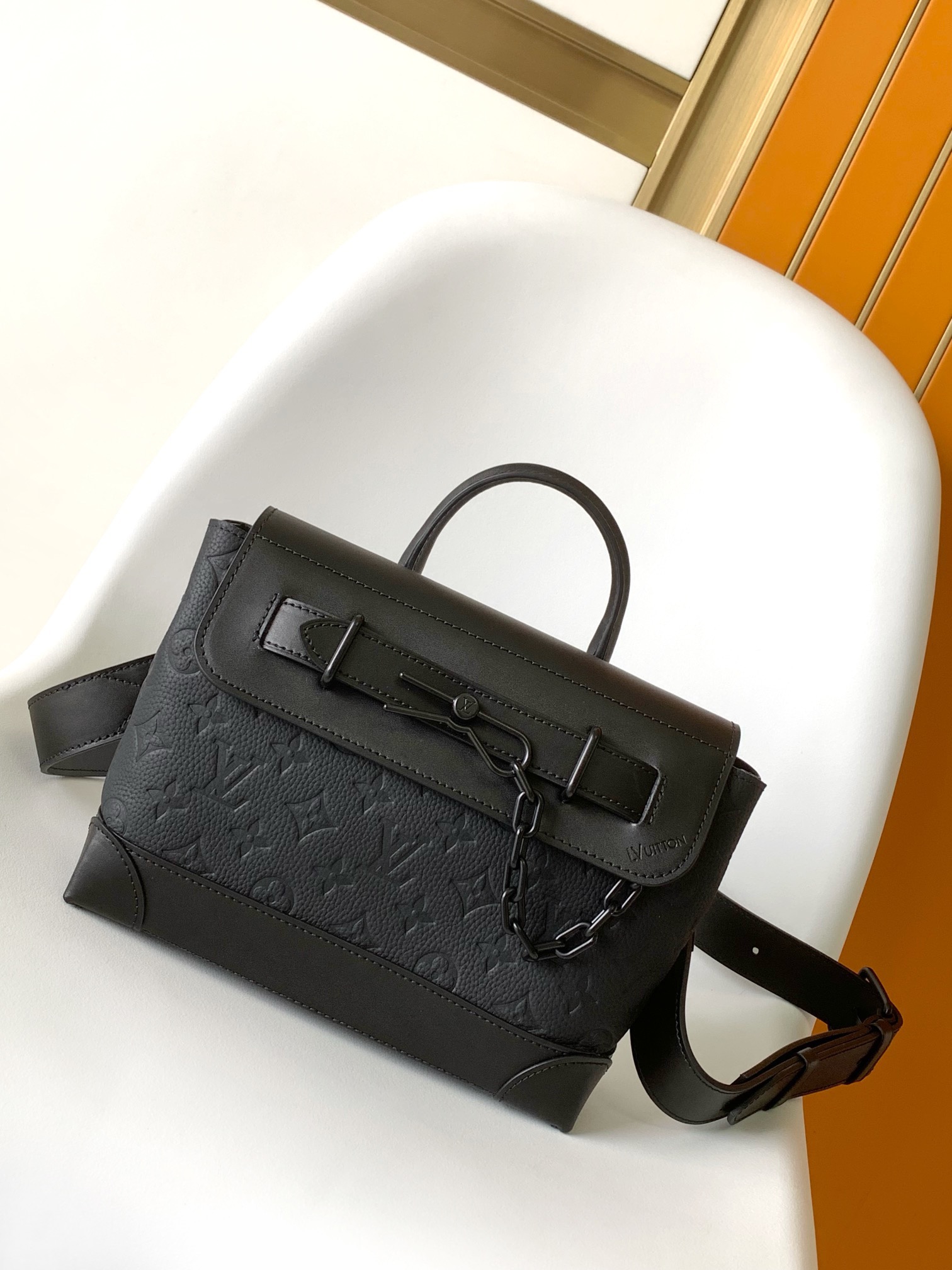 l0vis Vvtt0n pochette steamer -m46953-25 x 19 x 8 cm