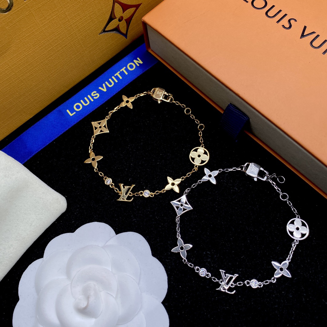 l0vis Vvtt0n bracelet