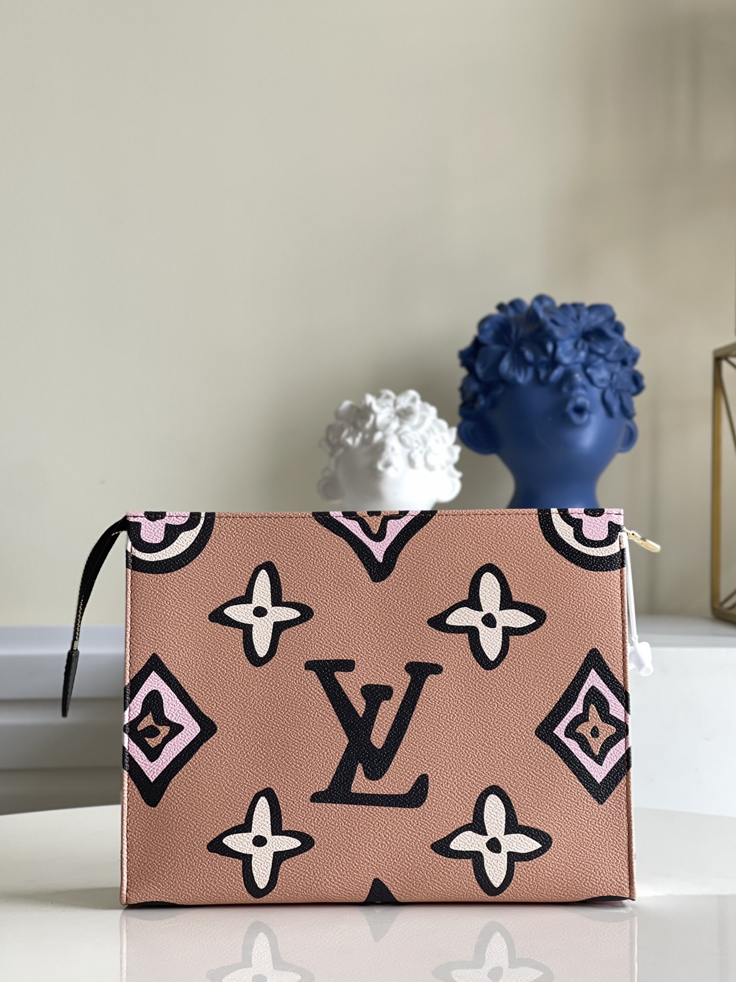l0*is V*t0n wild at heart toiletry pouch 26-26*20*5cm