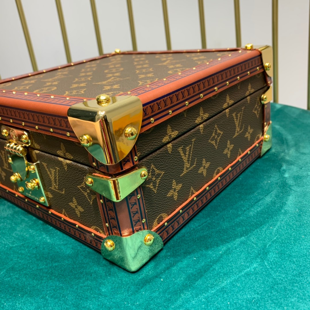 l0*is V*t0n cotteville travel box-23*23*12cm