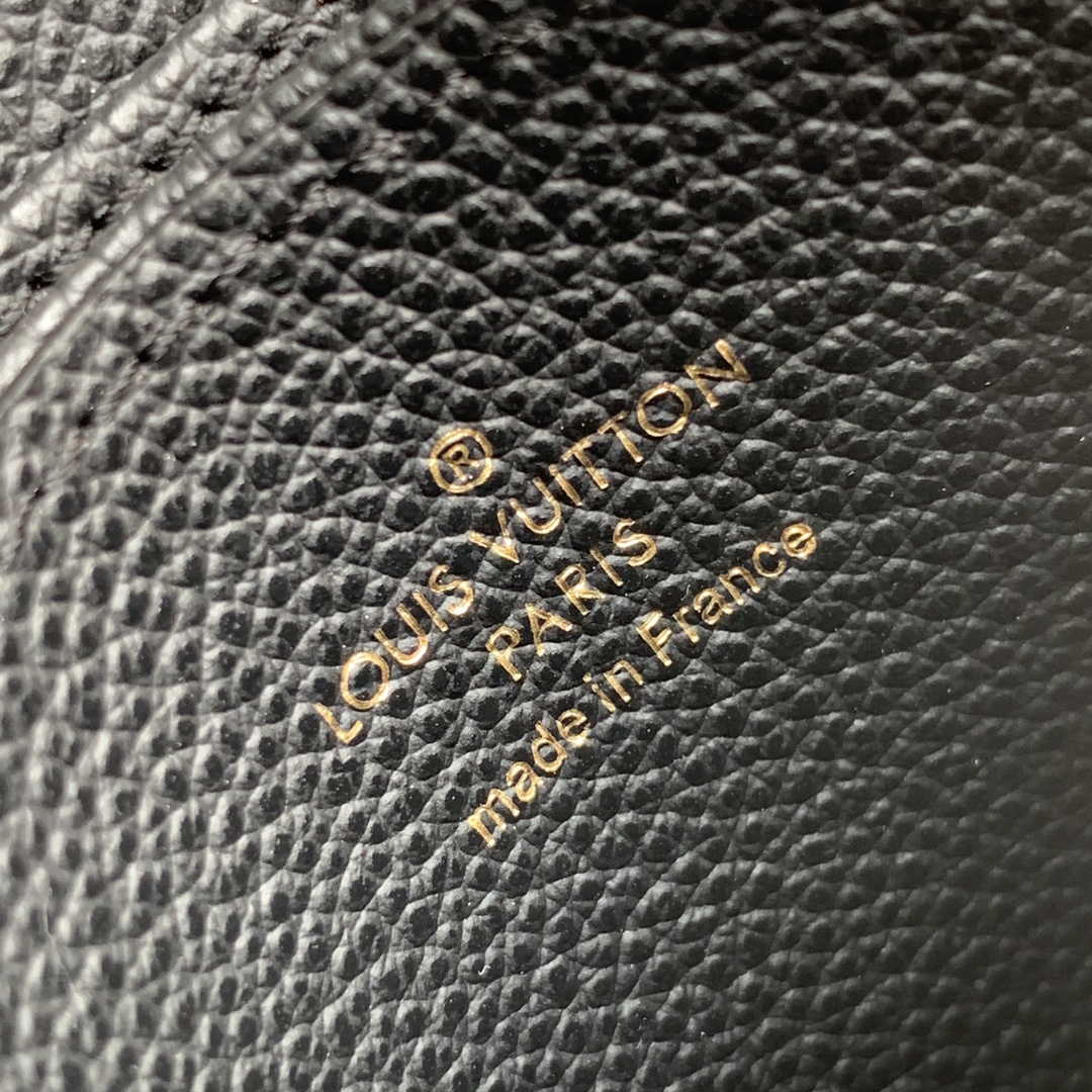 l0*is V*t0n zippy wallet-11*8.5*12cm