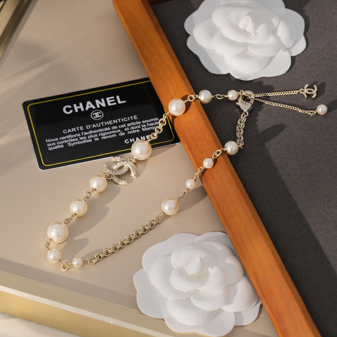 Ch@nel Choker