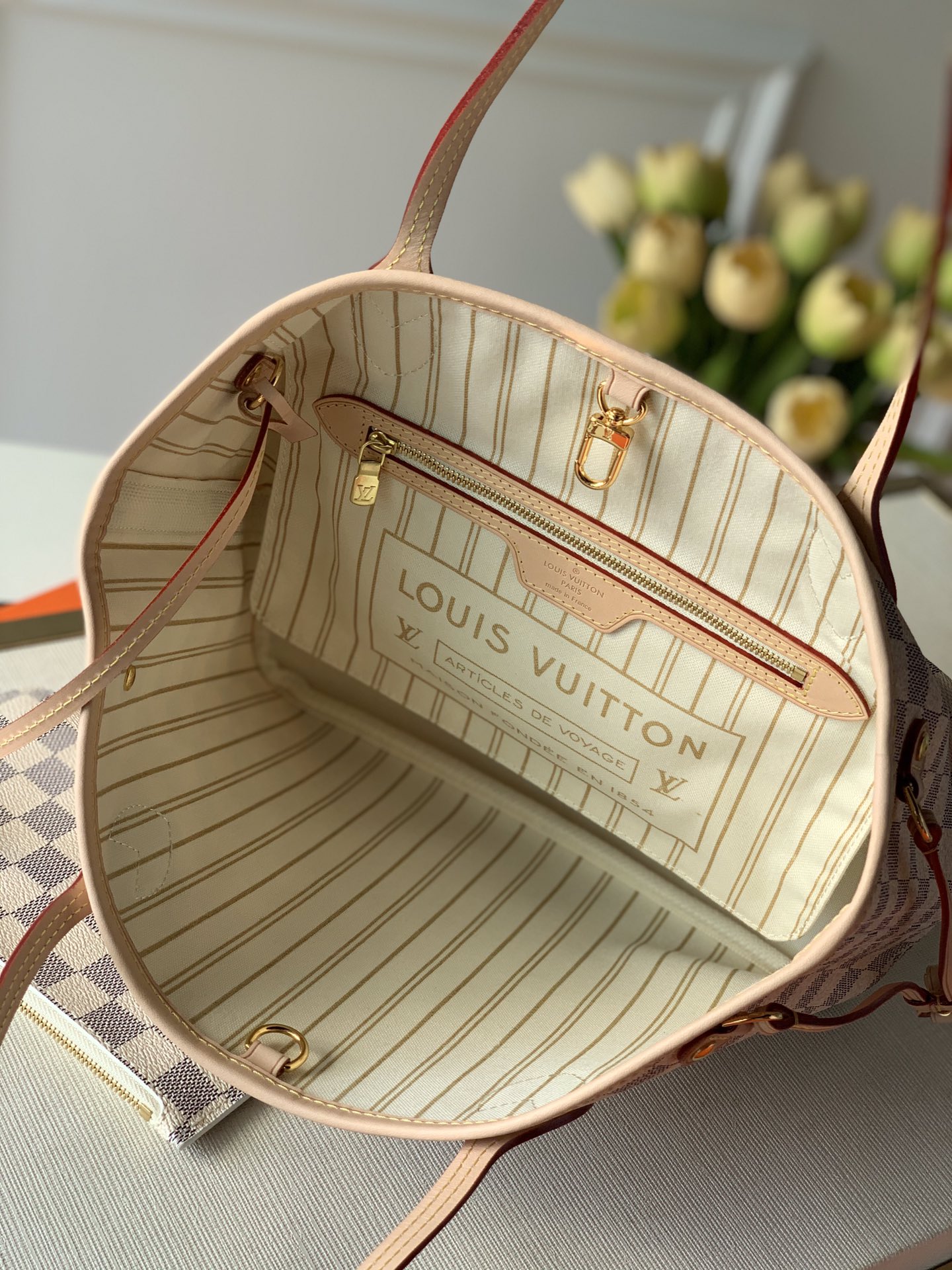 l0*is V*t0n neverfull pm -29×21×12cm