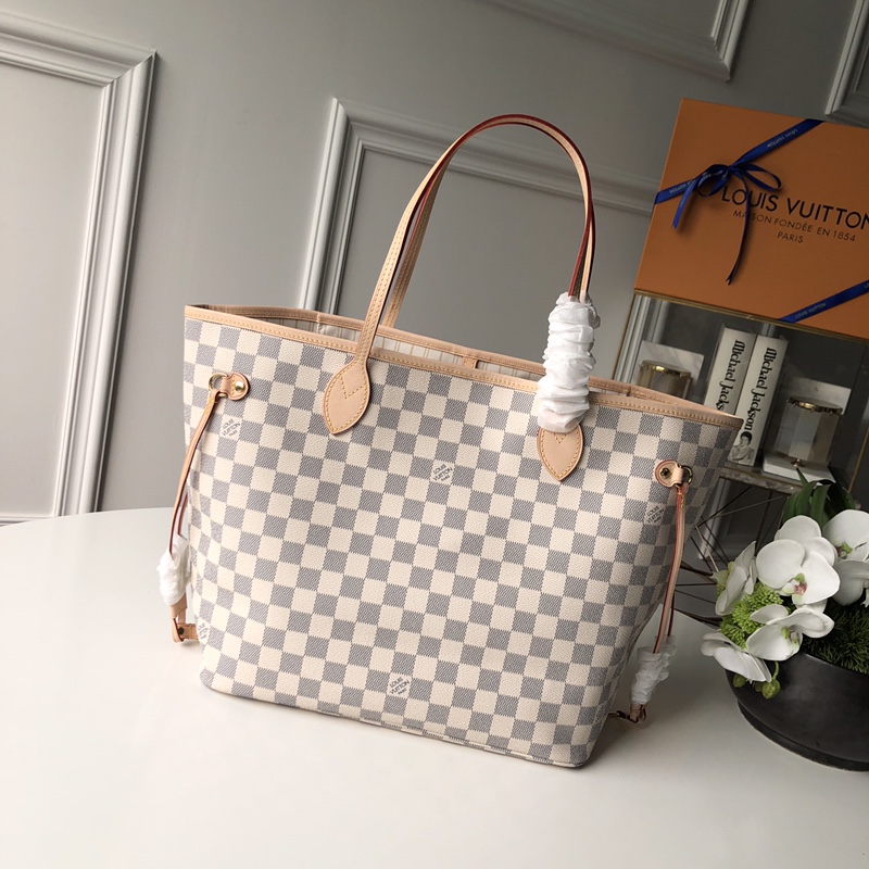 l0*is V*t0n neverfull mm (beige inside) -32*29*17cm