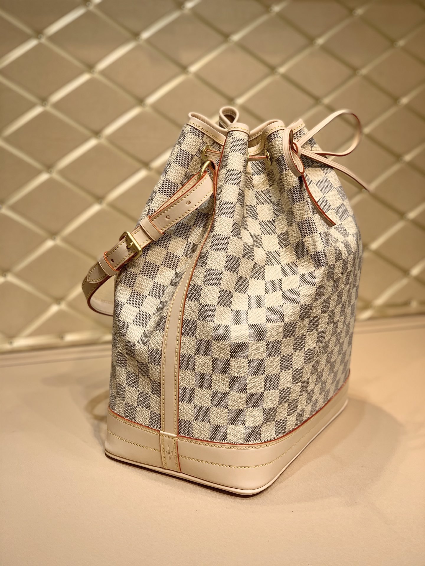 l0*is V*t0n noÉ bucket-27.5*36*20cm