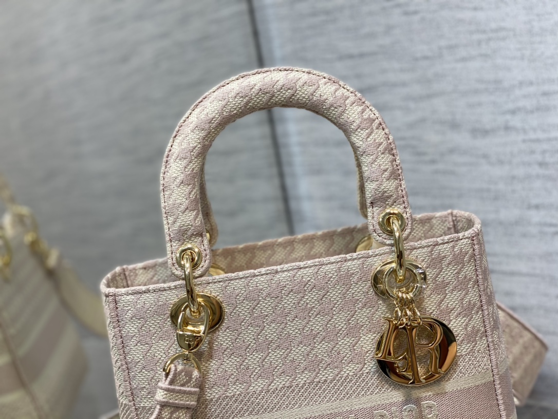 lady D*or handle bag-24cm