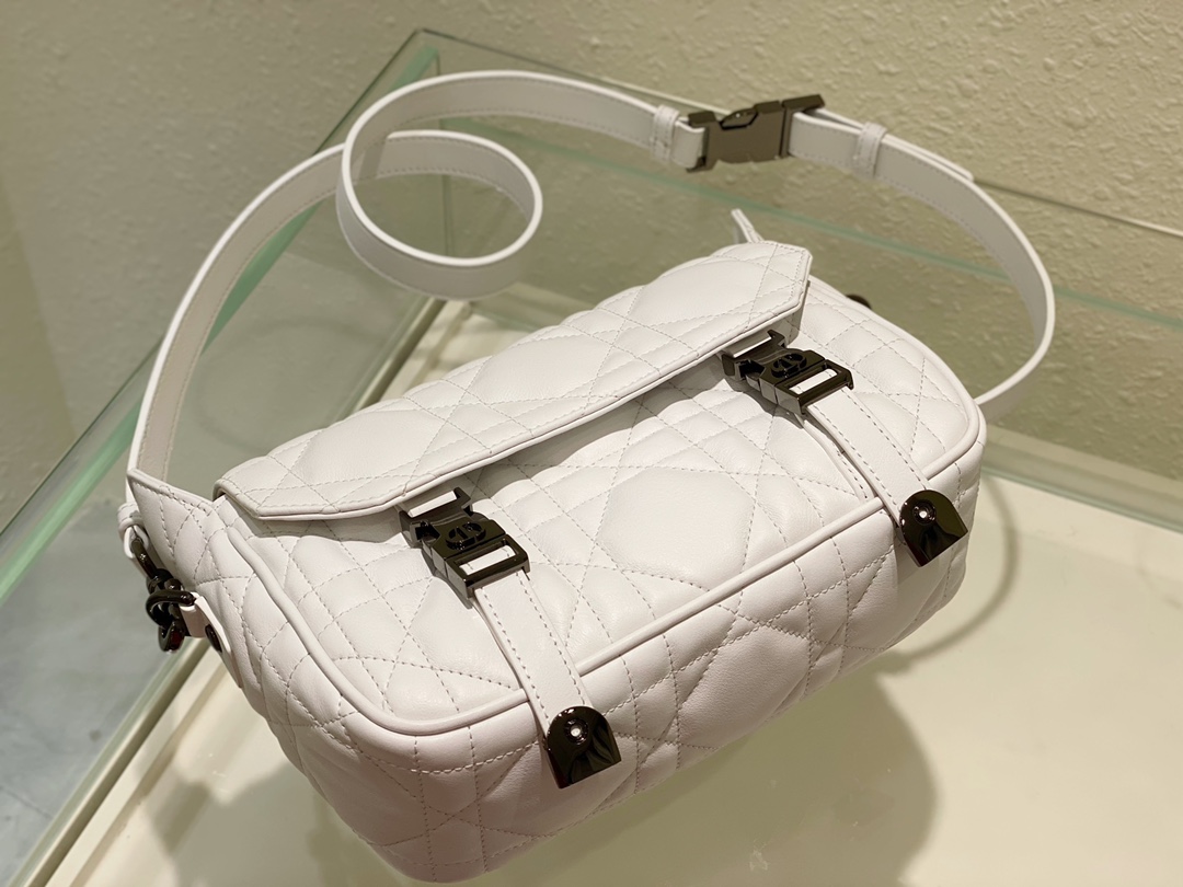 D*or camp bag-23×15×8cm