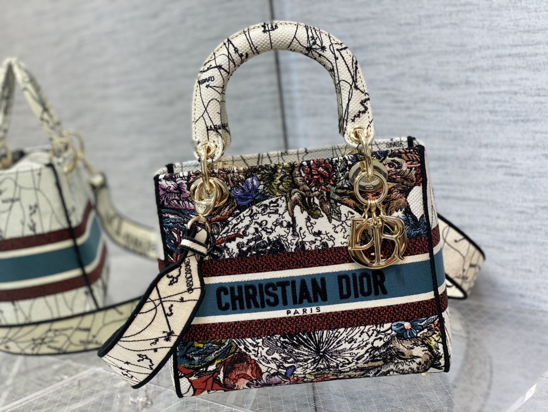 lady D*or handle bag-24cm