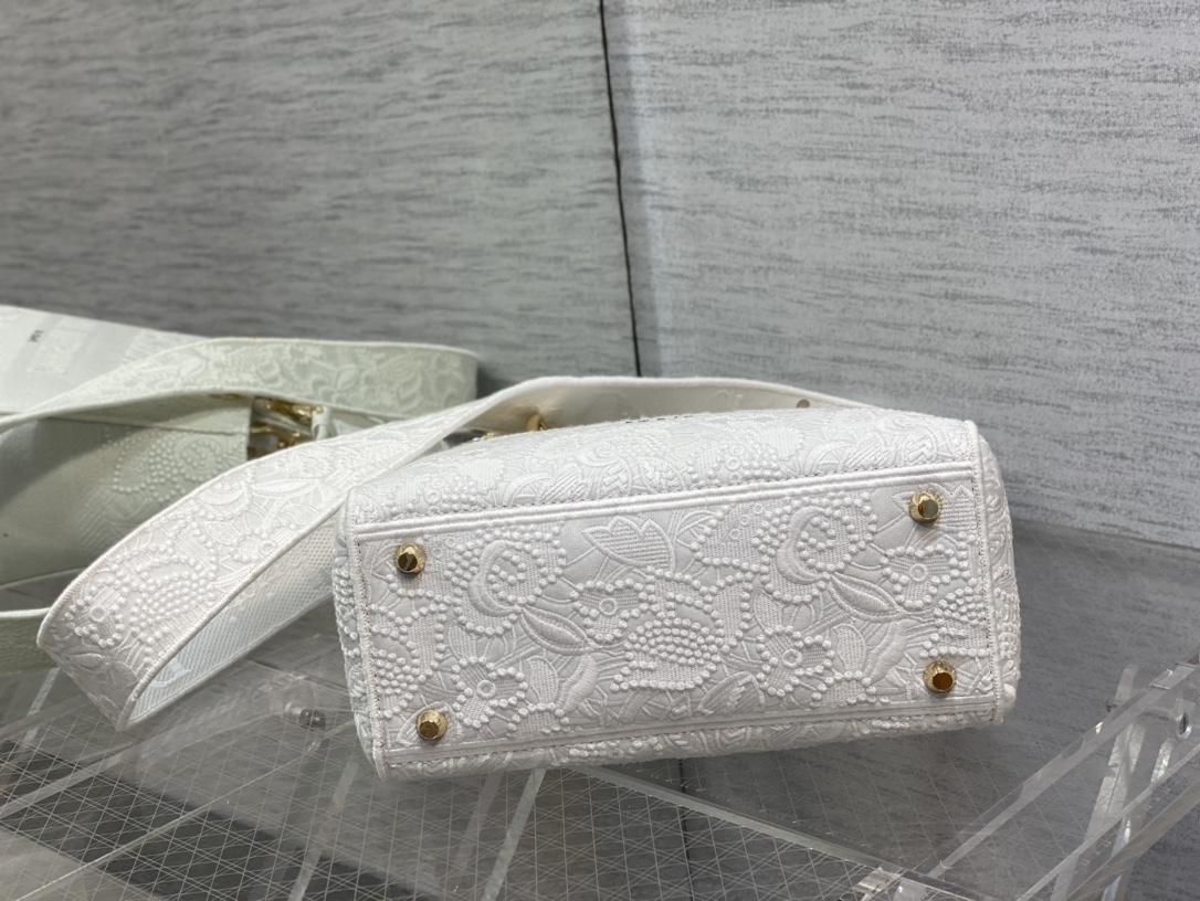 lady D*or handle bag-24cm