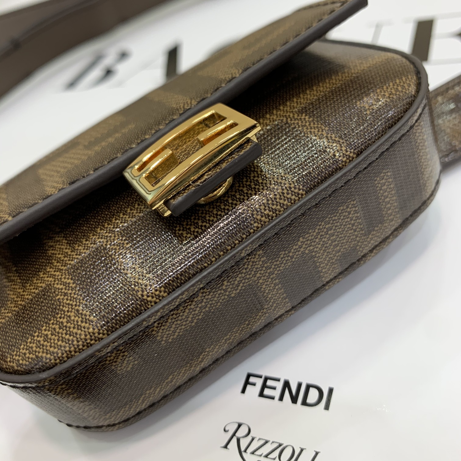 F**di nano baguette-10x7x2.5cm