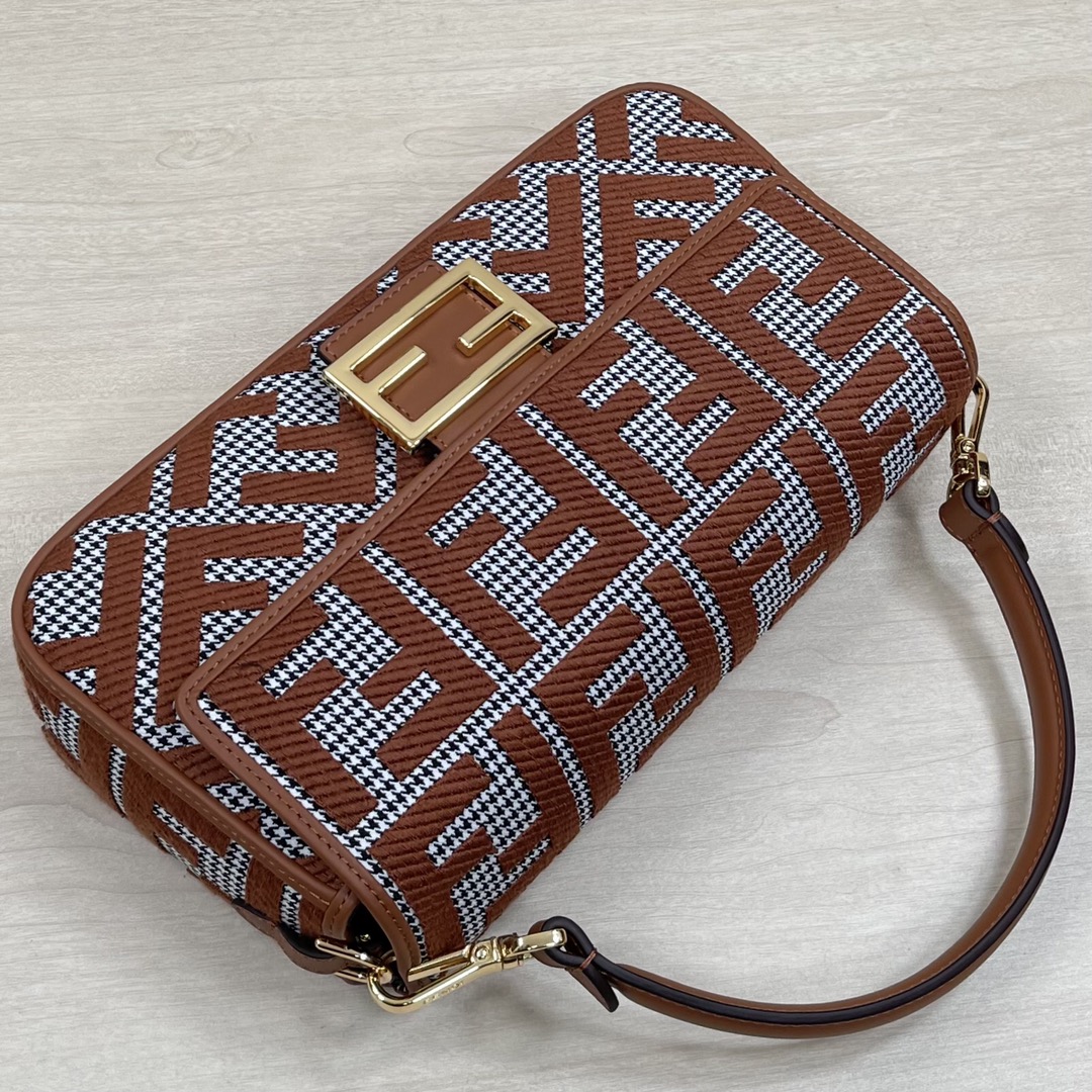 F**di baguette bag-27*15*11cm