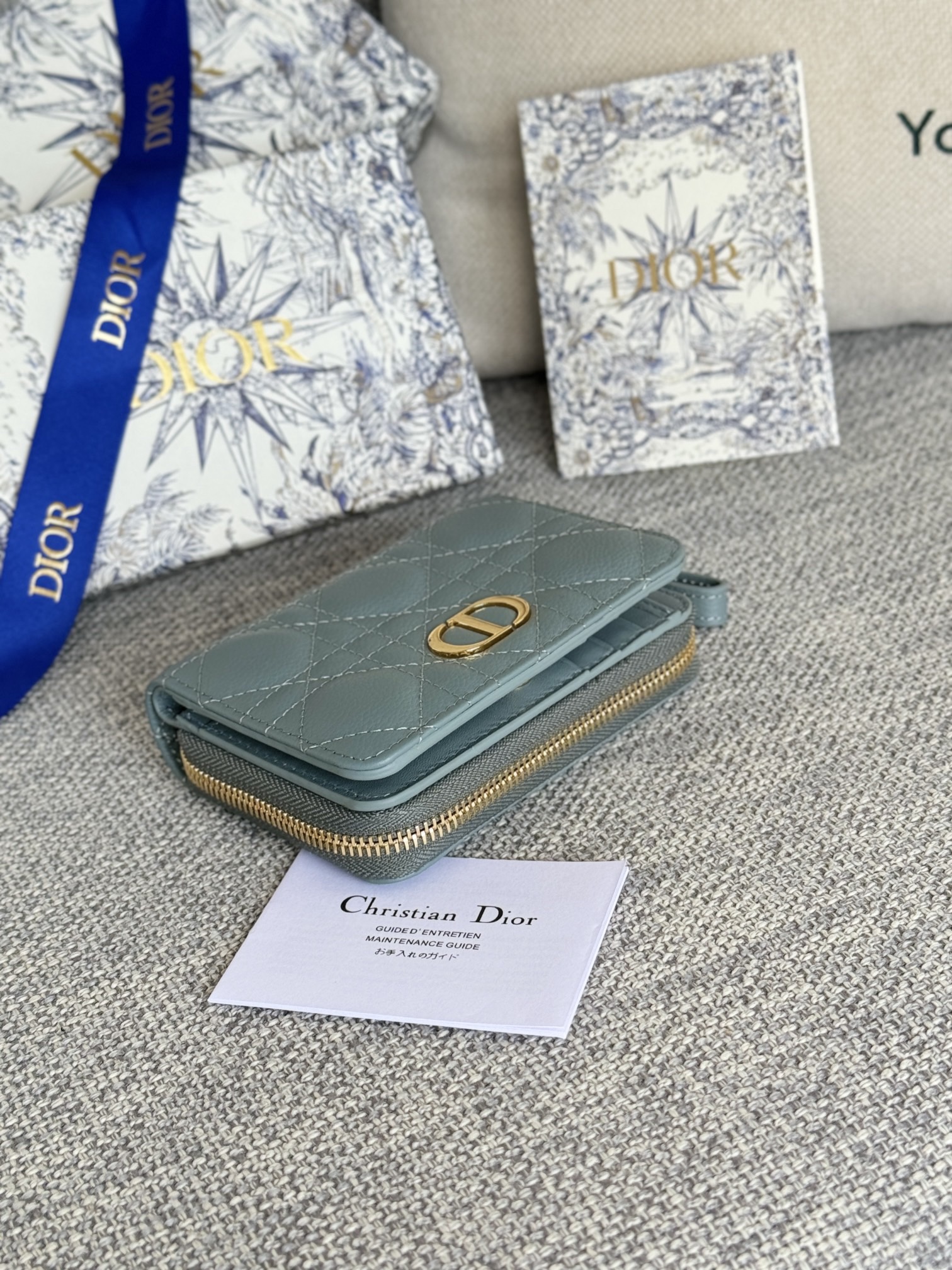 Diro ro Dandelion Wallet-12x9x5CM