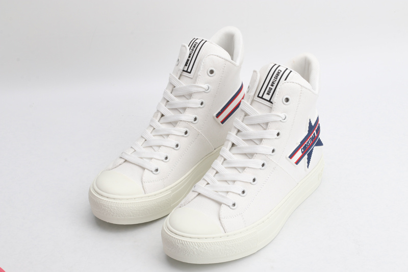 D*or high-top sneakers