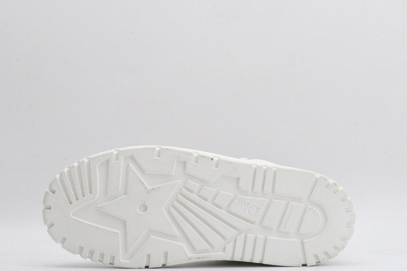 D*or high-top sneakers