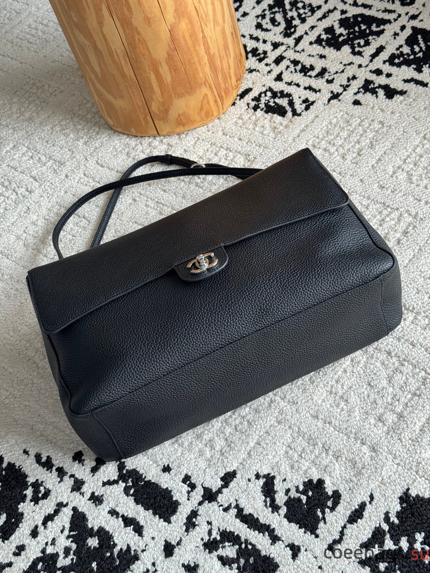 Ch@nel Maxi Flapbag , Grained Calfskinr-Tone Metal-26*38.5*11CM