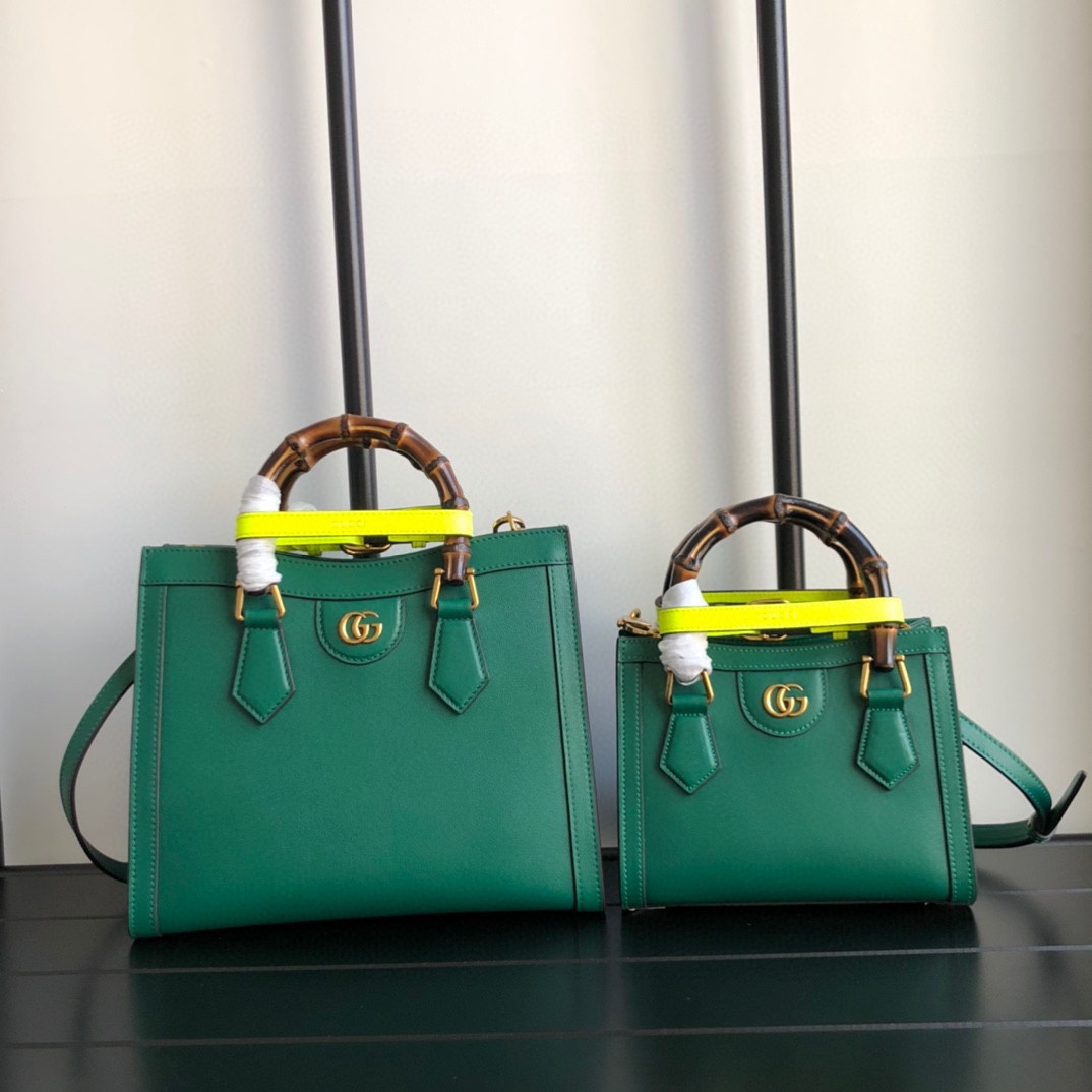 G*u*i diana top handbags