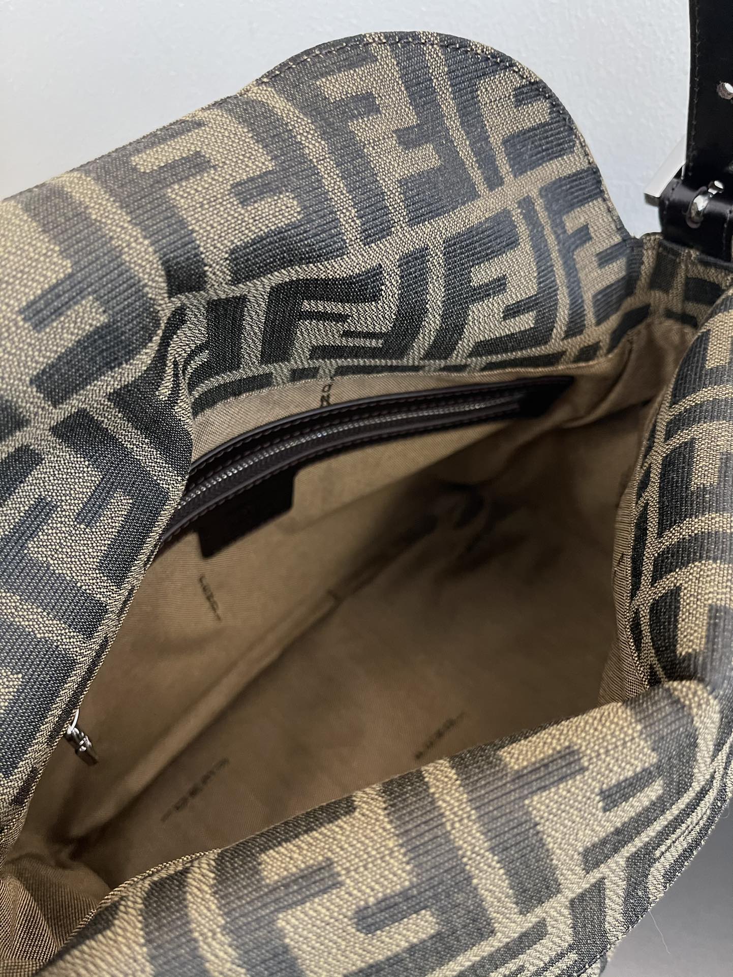 F**di vintage handbags-25x17x13cm