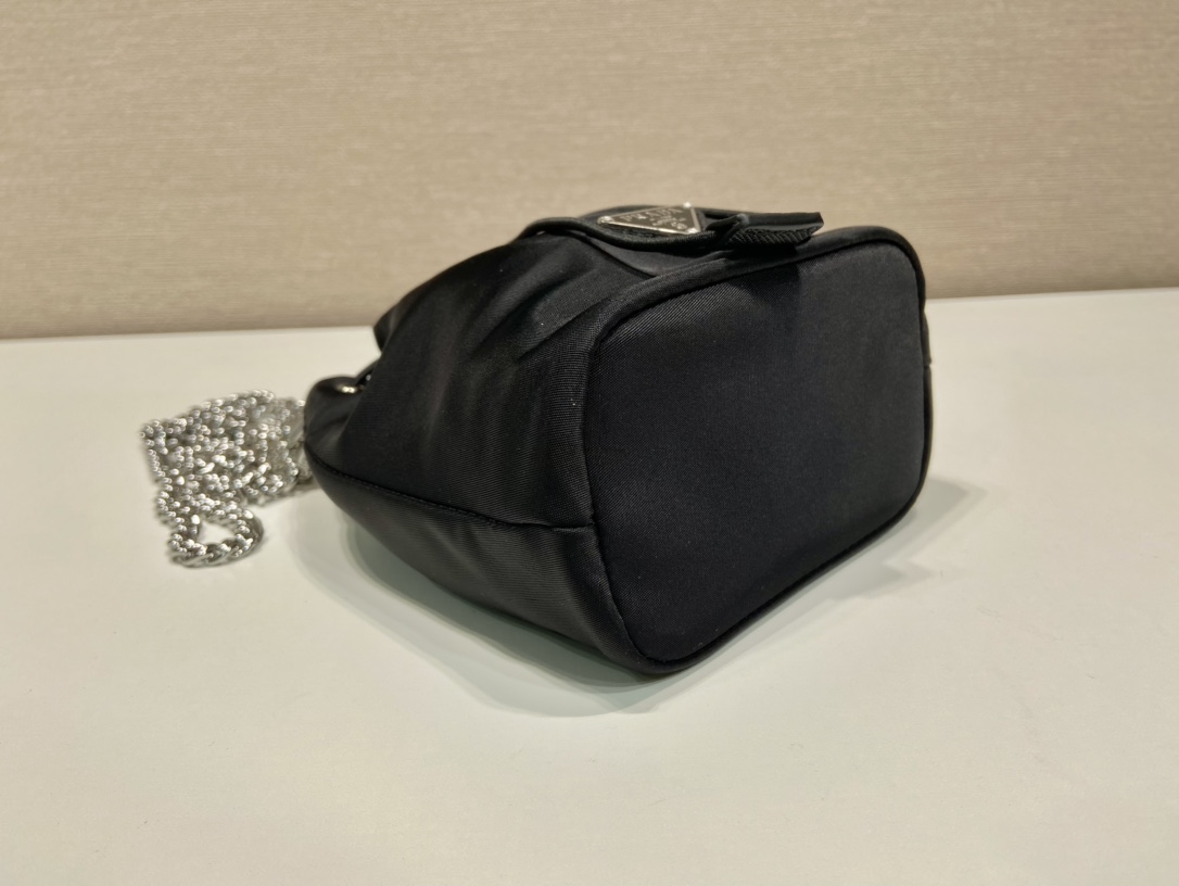 Pra*a 1bh612 mini bucket-12*14.5*7.5cm