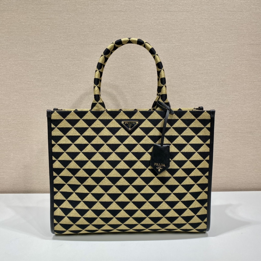 Pra*a small tote in saffiano leather 1ba356-39*31*11cm