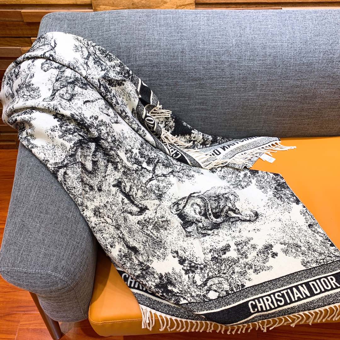 D*or cashmere ddraped blanket-140 x 140cm