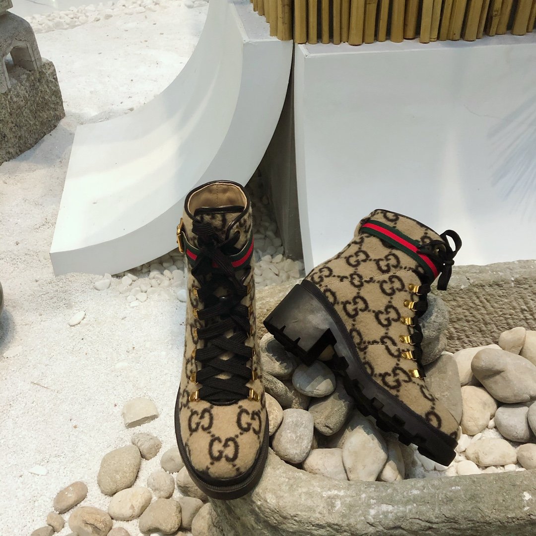 G*u*i boots