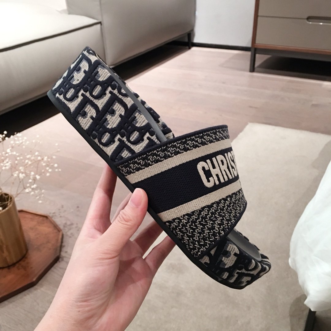 D*or slippers-5cm