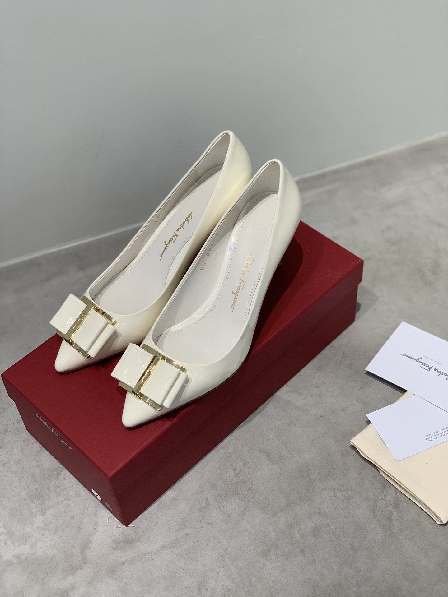 Salvatore Ferragamo-7CM