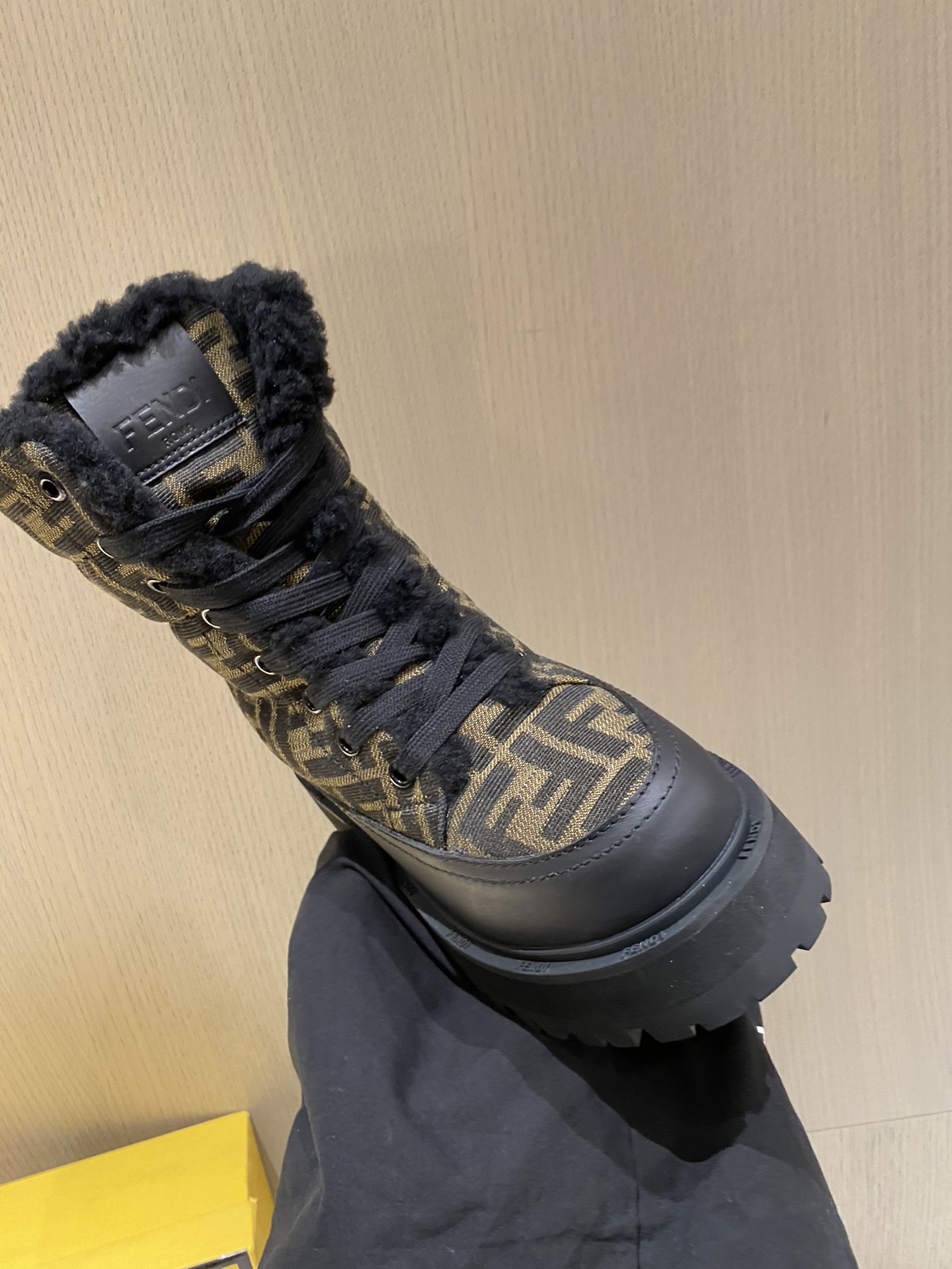 F**di boots