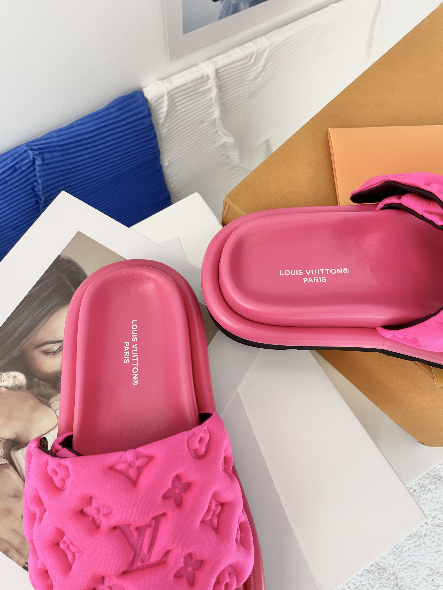 LV Pool Pillow Slides(EU35-41)