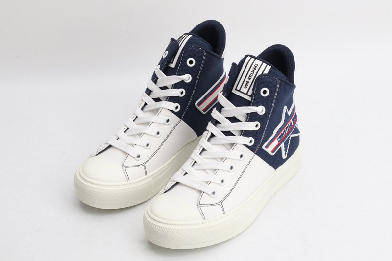 D*or high-top sneakers