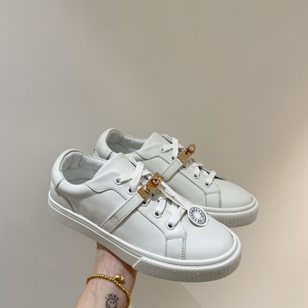 H**mes sneakers