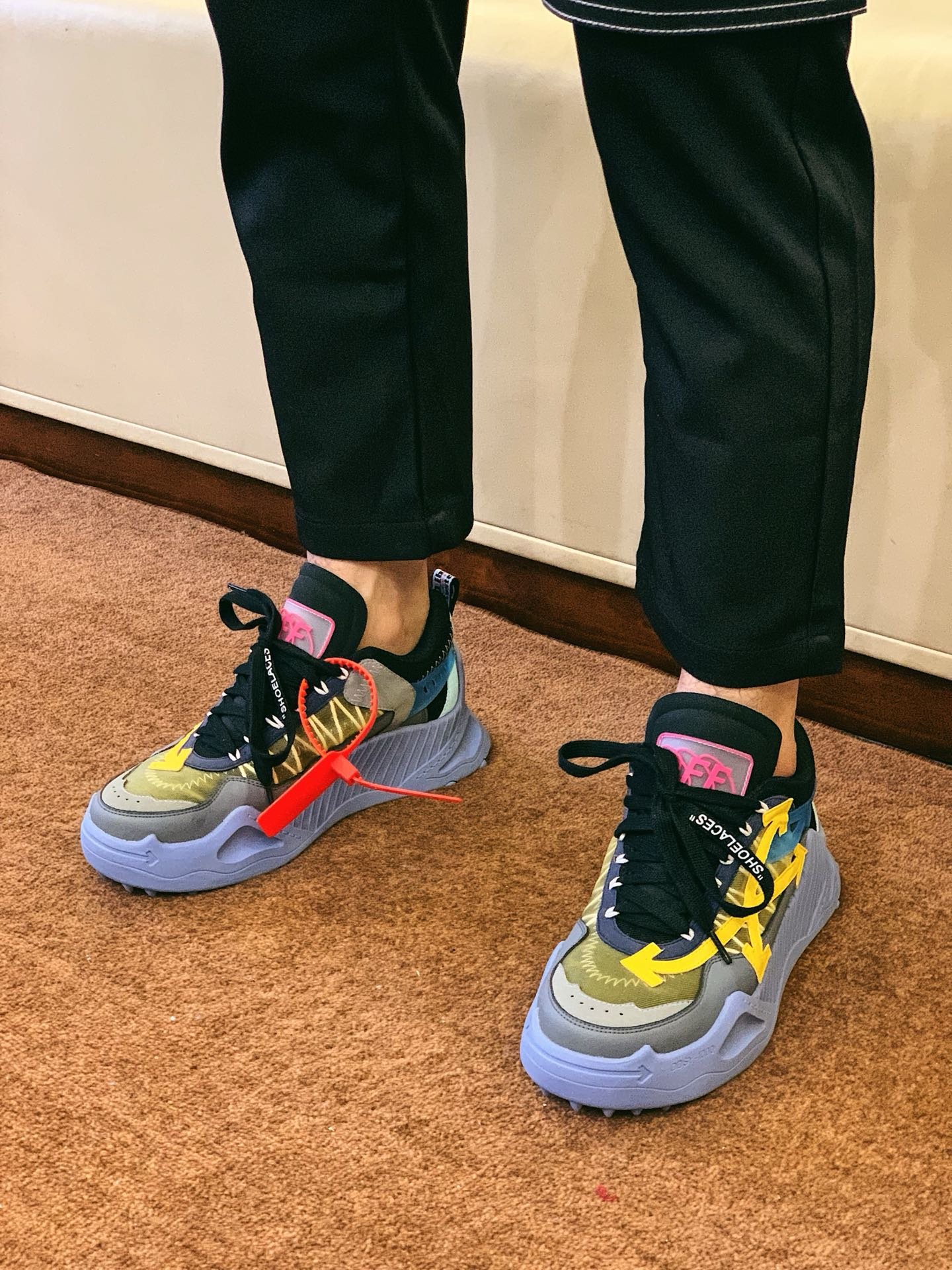 OFF-WHITE C/O ODSY-1000 SNEAKERS