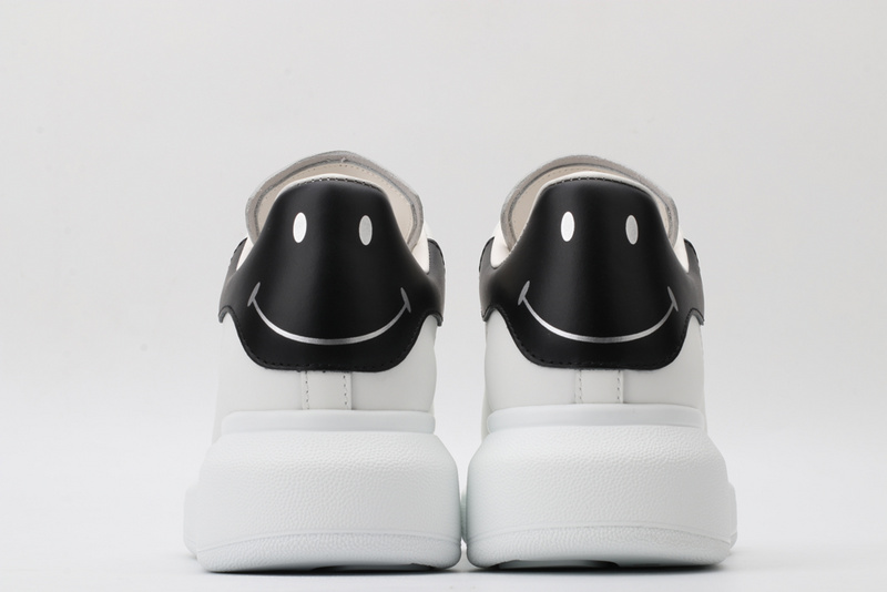 A1exa*der m*q*en sports shoes