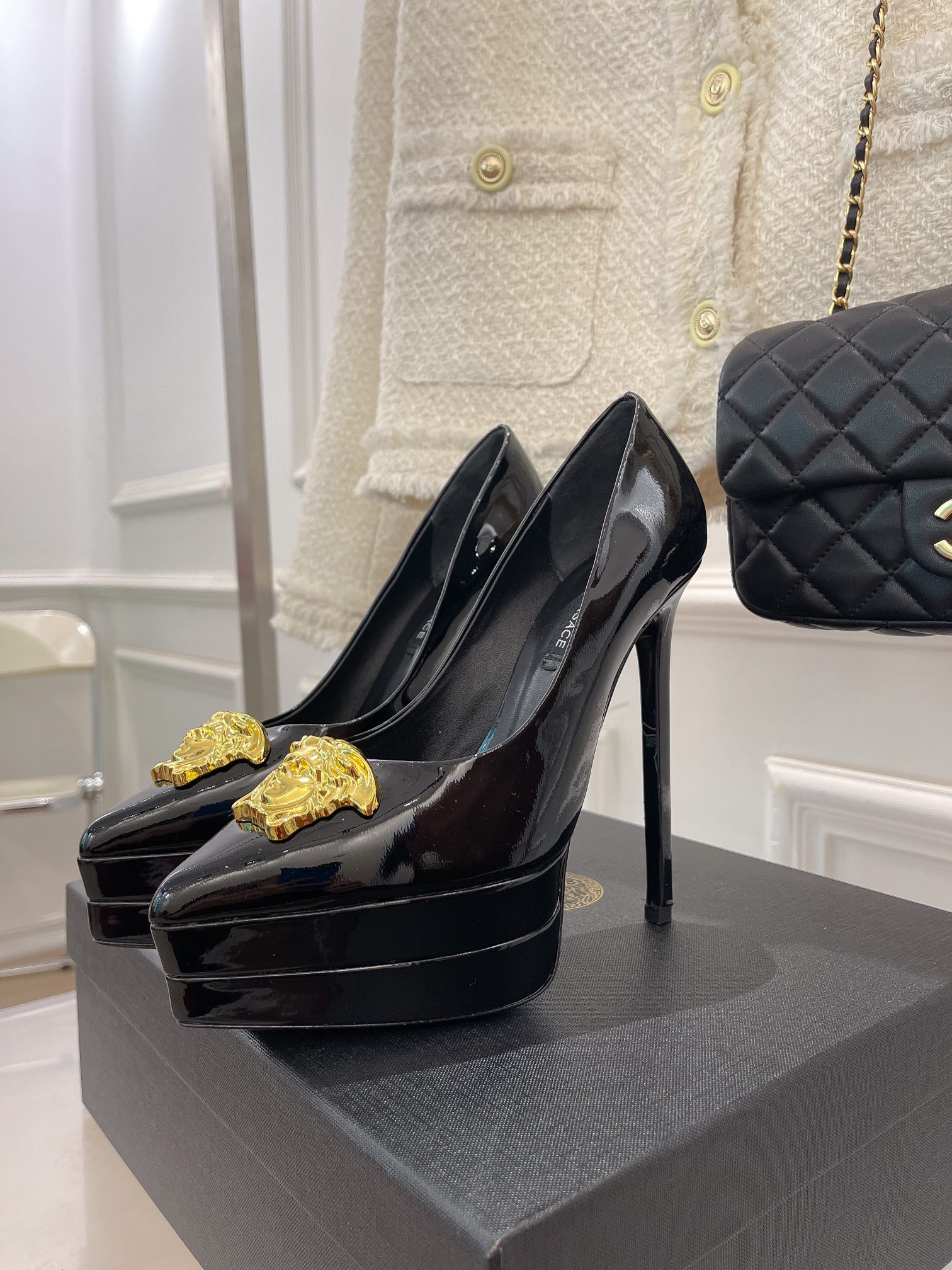 Versace 2022SS Sandals-14CM(EU35-42)