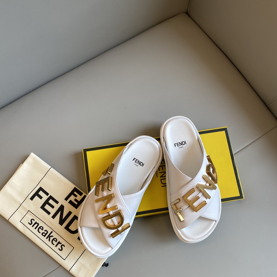F**digraphy sandals(eu35-41)