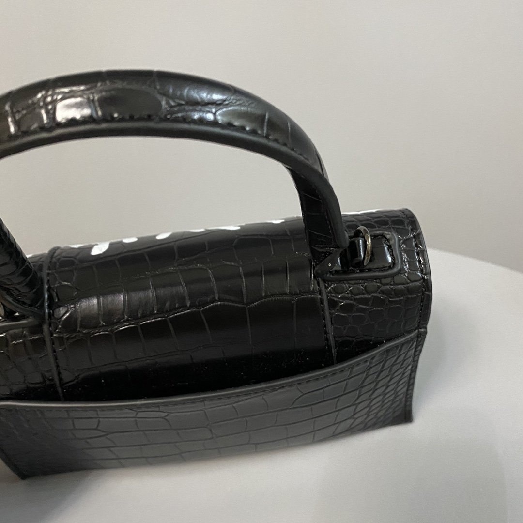 Ba*len*cia*ga hourglass bag-23x10x24cm