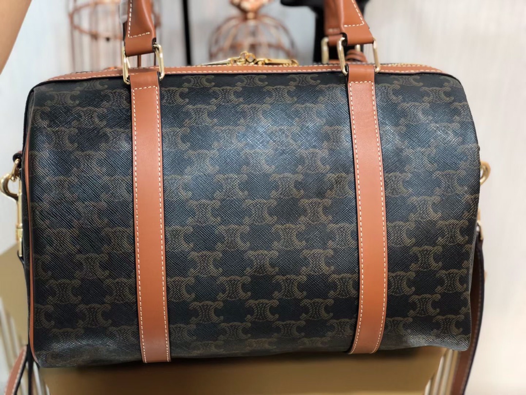 Celin Triomphe Handbags -31*21*17CM