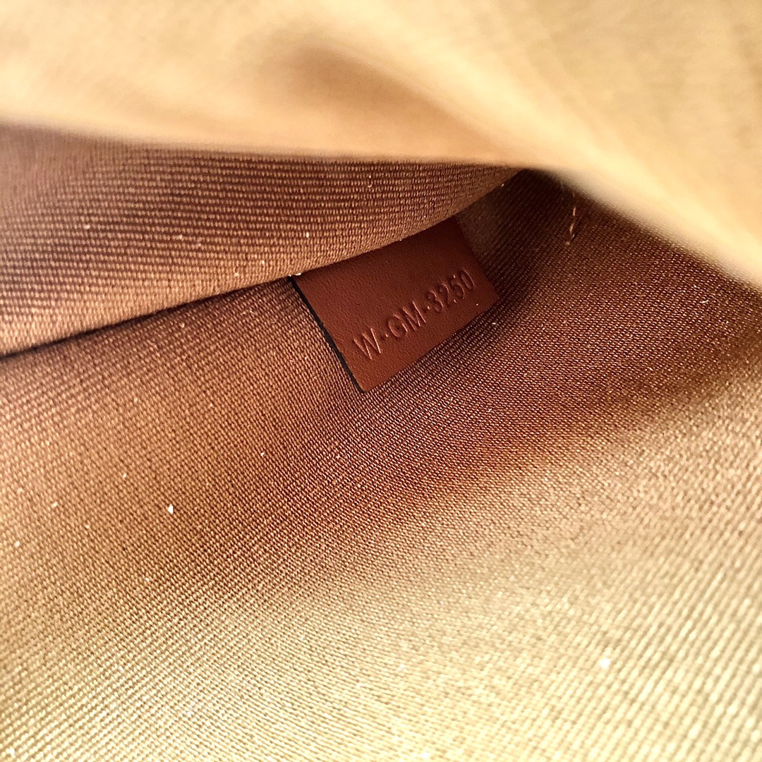 Celin Envelop Small Pouch-23*14*7CM