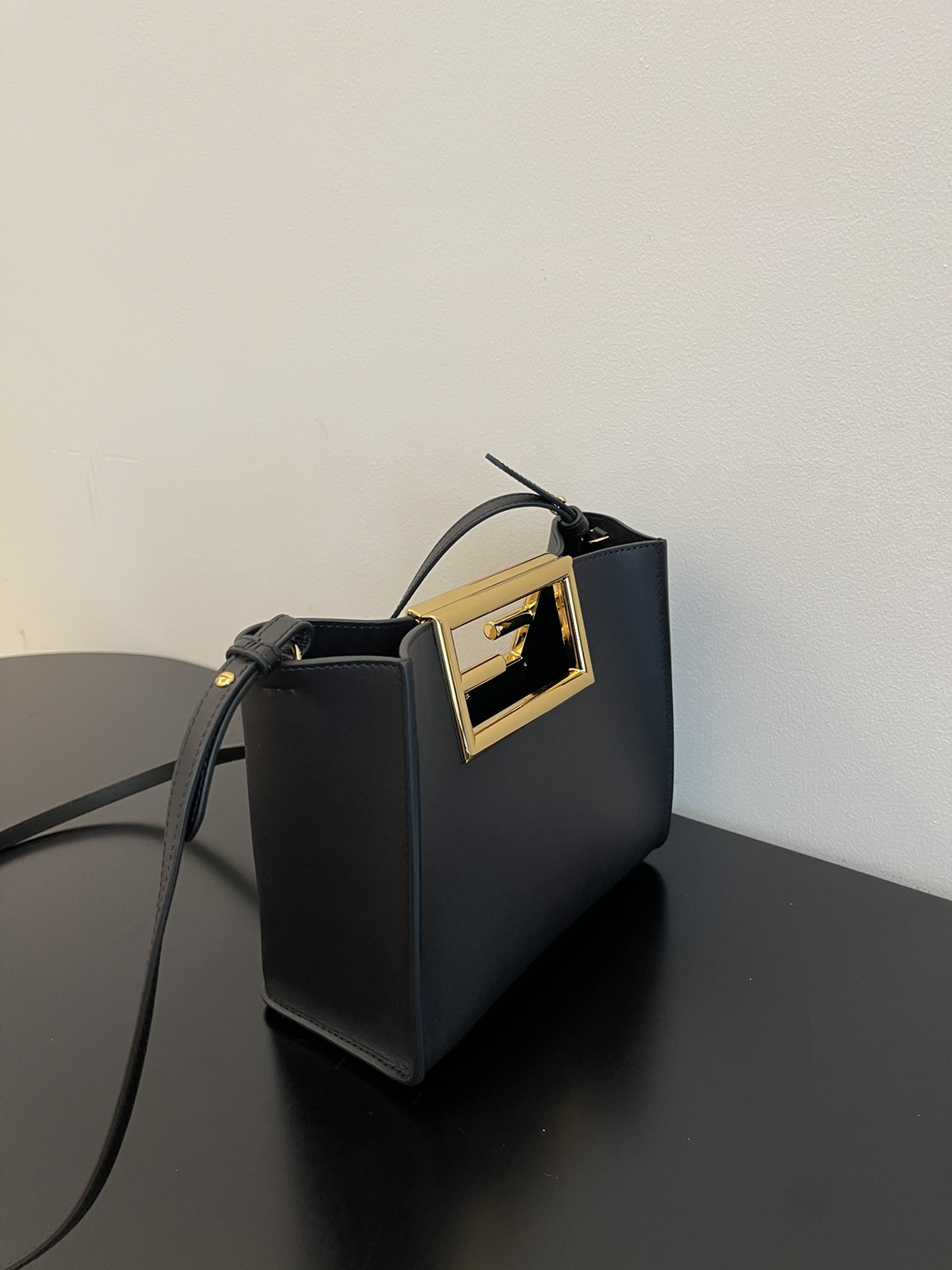 F**di way handbags-23×7×18cm