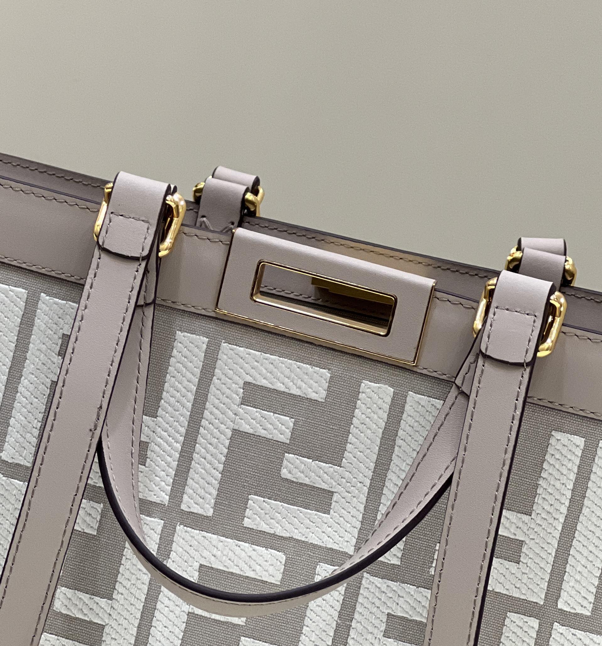 F**di peekaboo-41x16x30cm