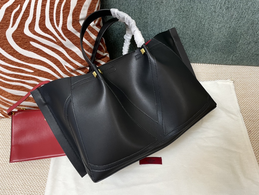 Va1e*ntin0 garavani escape handbags-31*25*15&41*25*18 cm