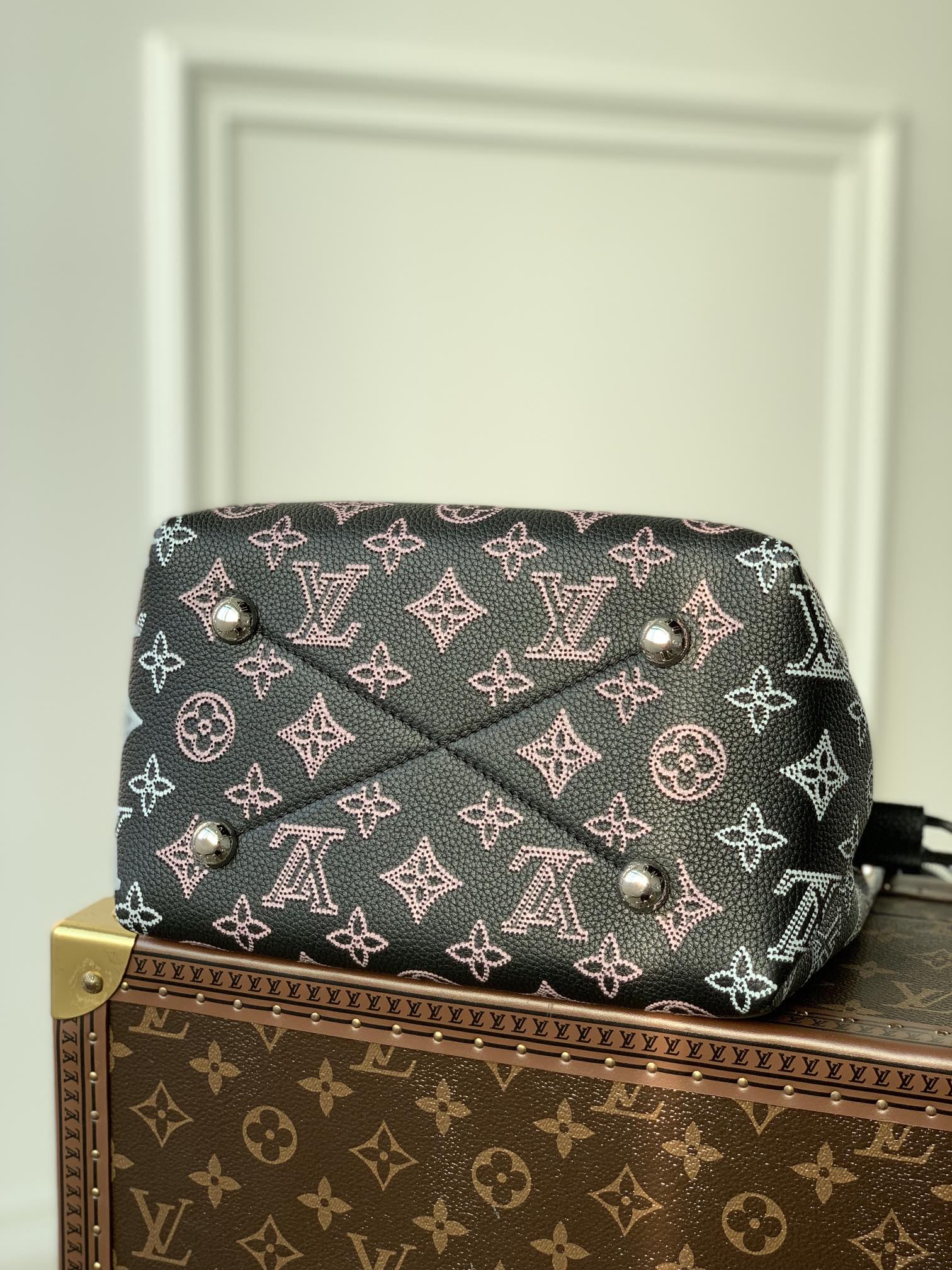 l0*is V*t0n bella tote bag-9 x 22 x 14cm