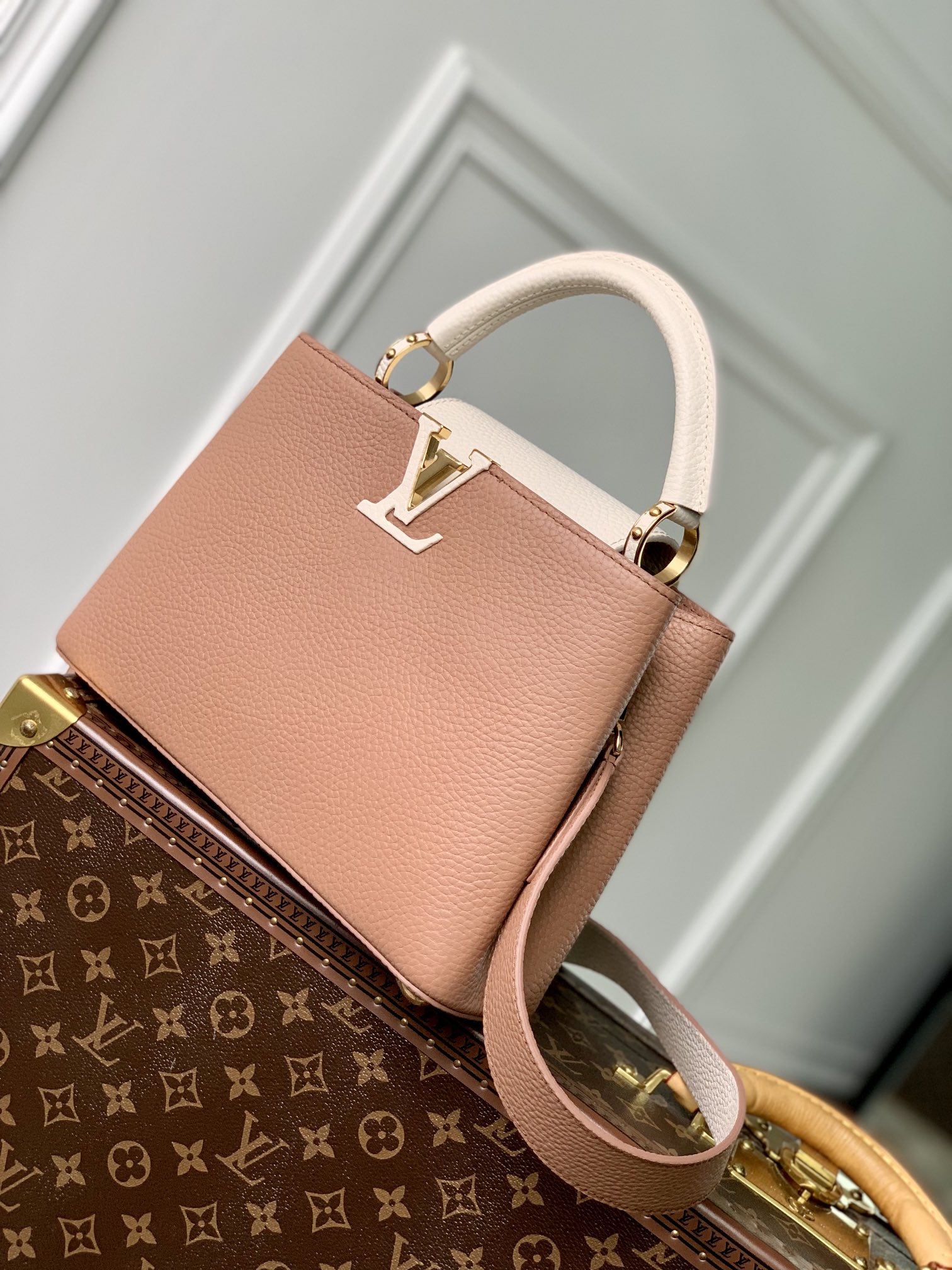 l0*is V*t0n capucines bb-27*18*9cm