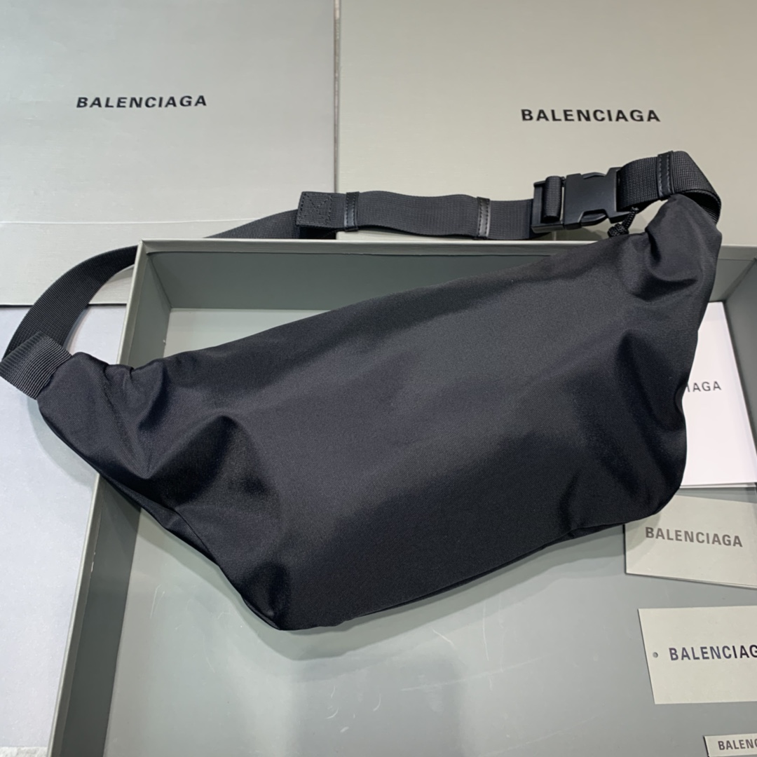 Ba*len*cia*ga wheel logo waist bag-23*5*20cm