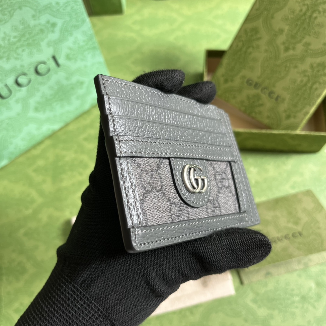 G*u*i wallet-11*7cm