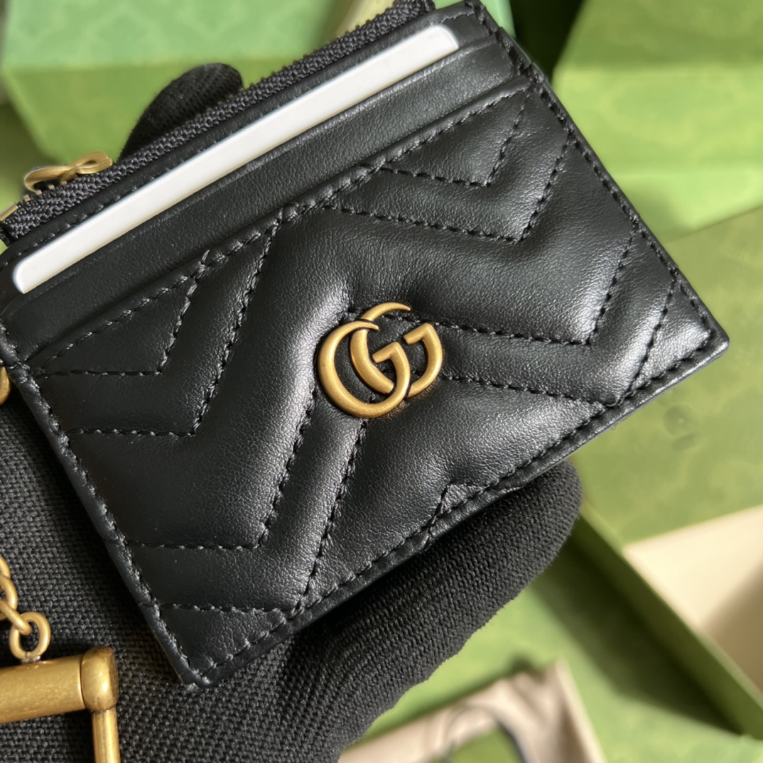 G*u*i wallet-10*7.5*1cm