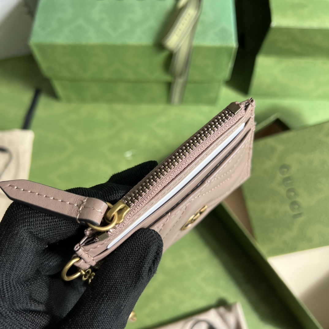 G*u*i wallet-10*7.5*1cm