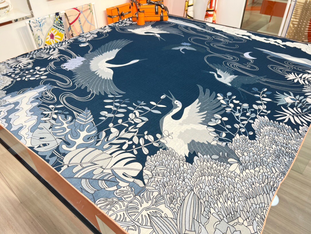 H**mes shawls-140*140cm